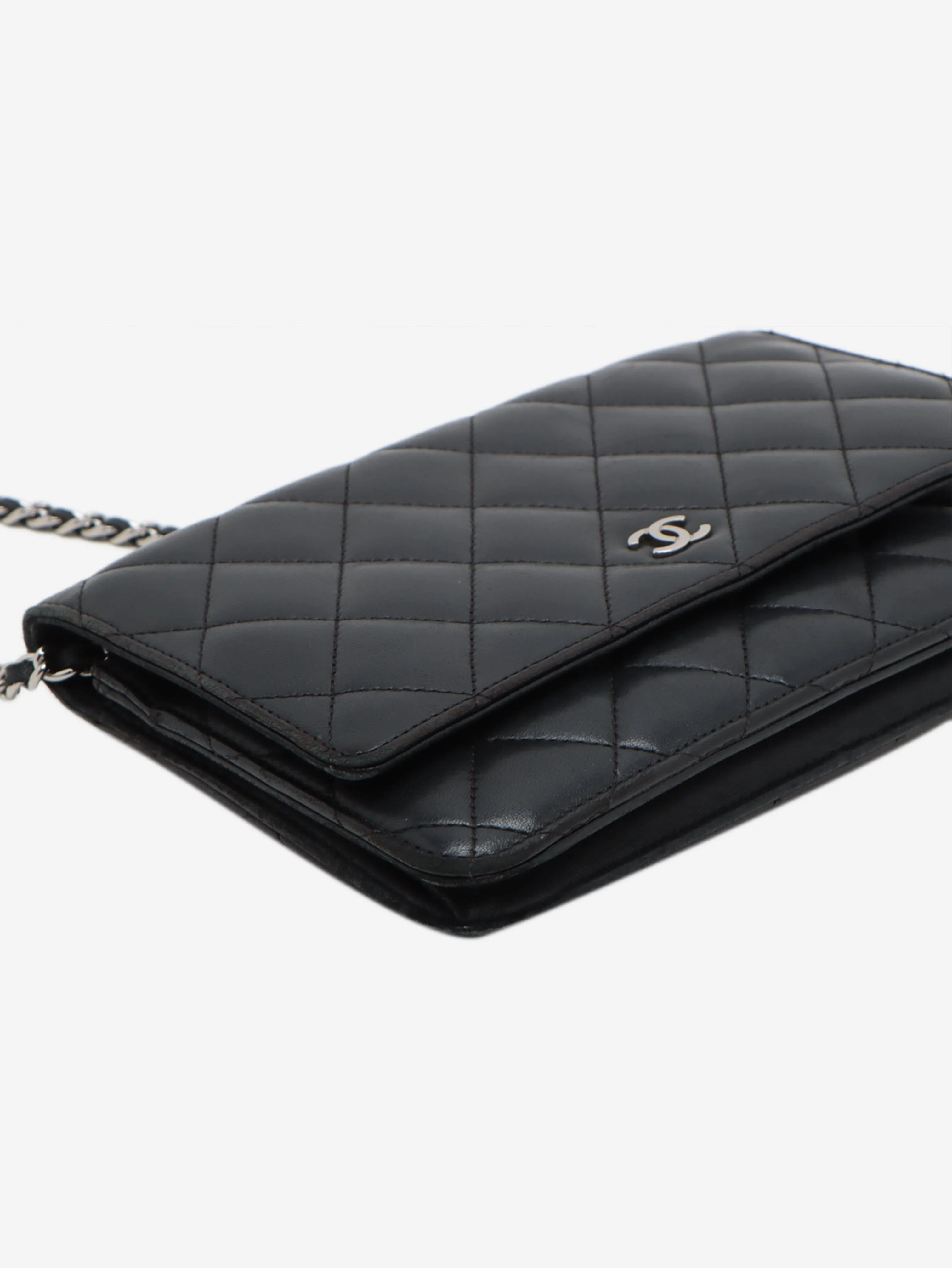 Black lambskin 2013 Wallet On Chain