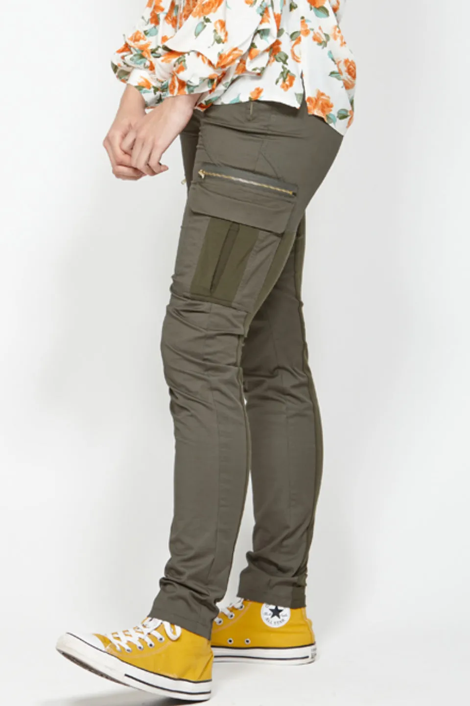 Carabiner Khaki Cargo Pant