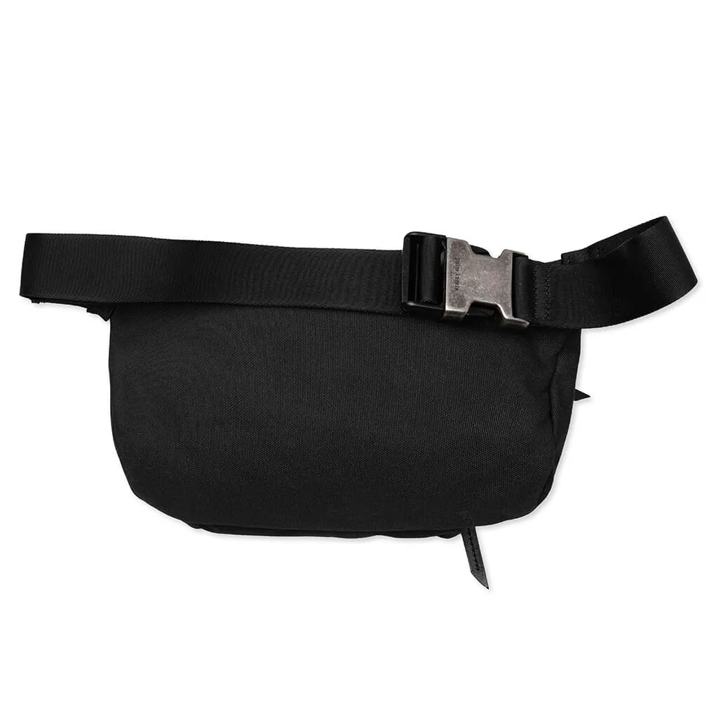 Classic Logo Fannypack - Black/White