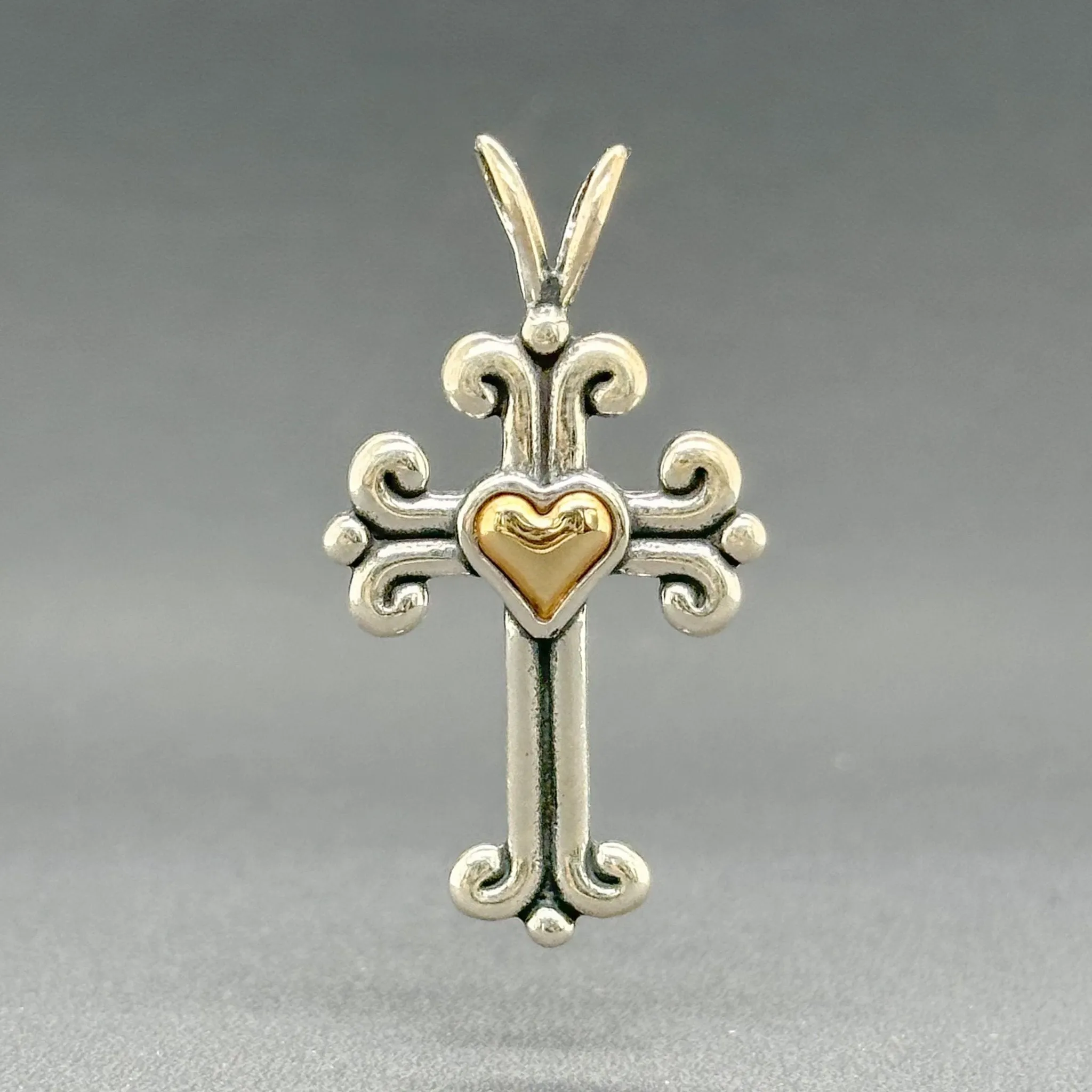 Estate SS 14 Heart Cross Pendant