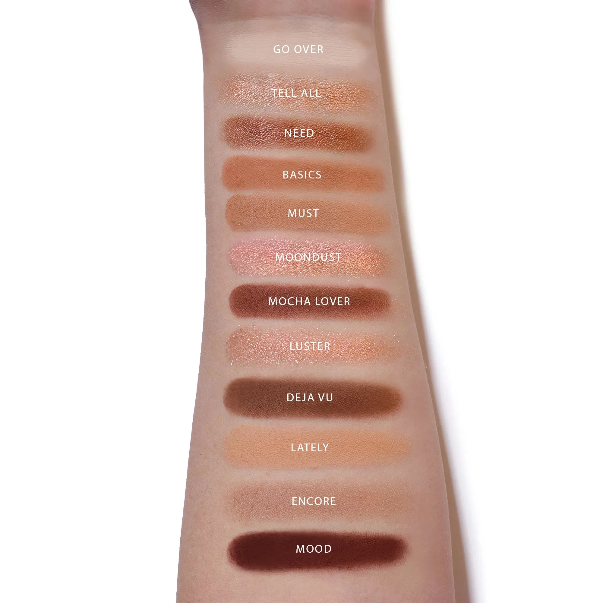 MOIRA Essential Nudes Paleta de Sombras 12 Tonos