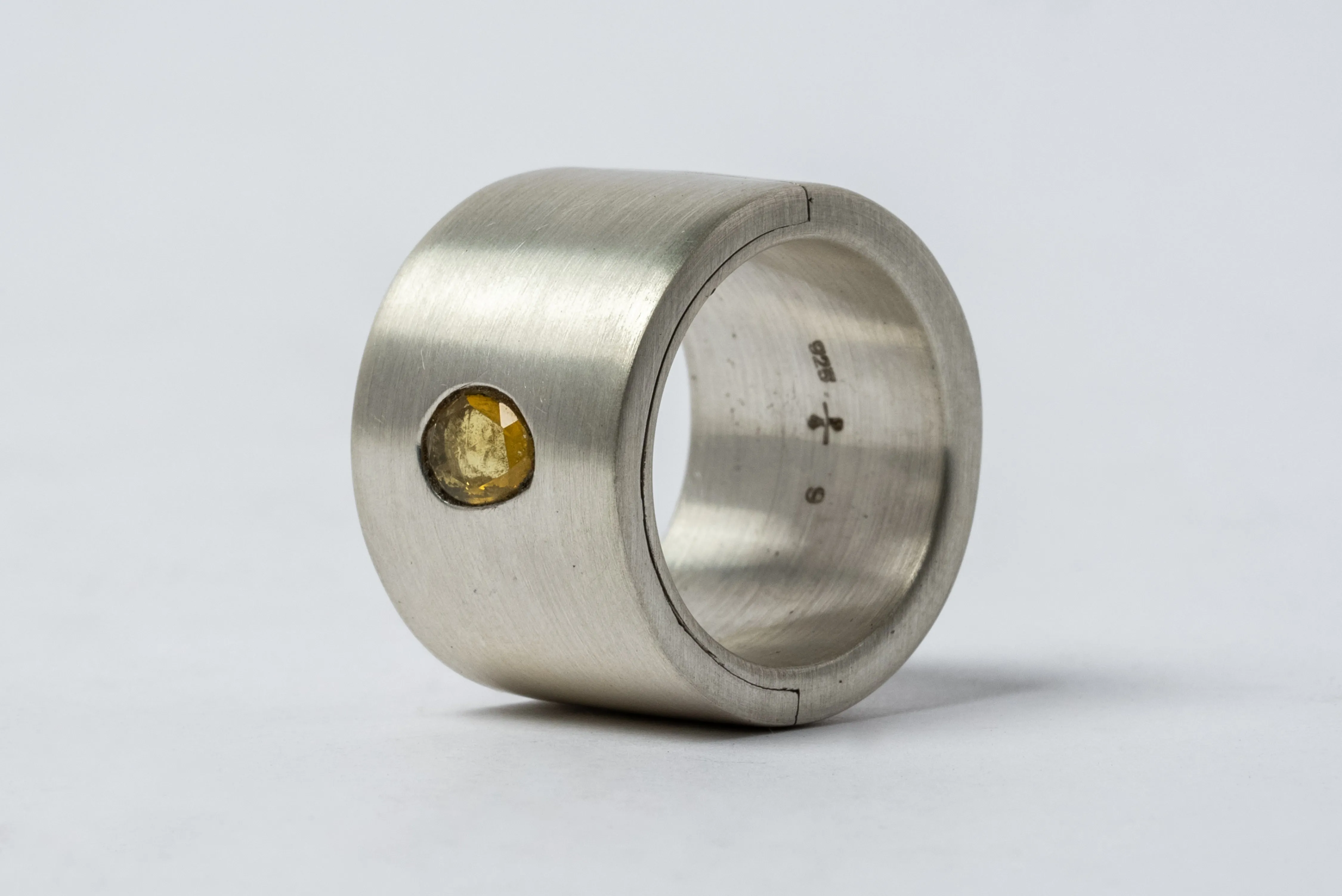 Sistema Ring (0.6 CT, Yellow Sapphire Faceted Slab, 17mm, MA SAF)