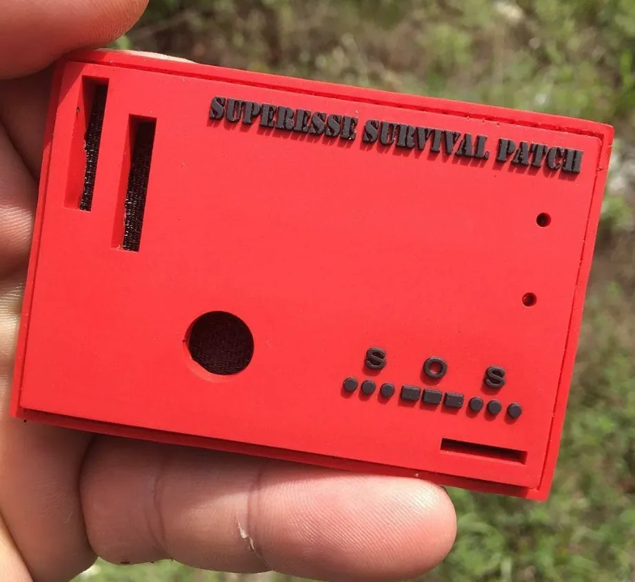 Superesse Survival Patch: Compartmentalized Micro EDC and Survival Kit