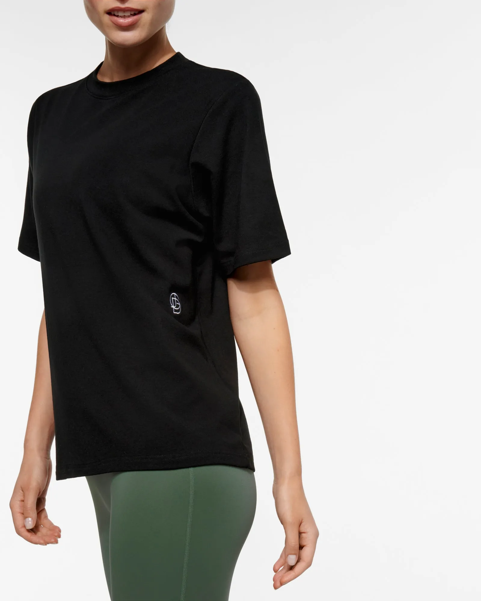 TRAVERSE BOXY MID-LAYER TEE BLACK