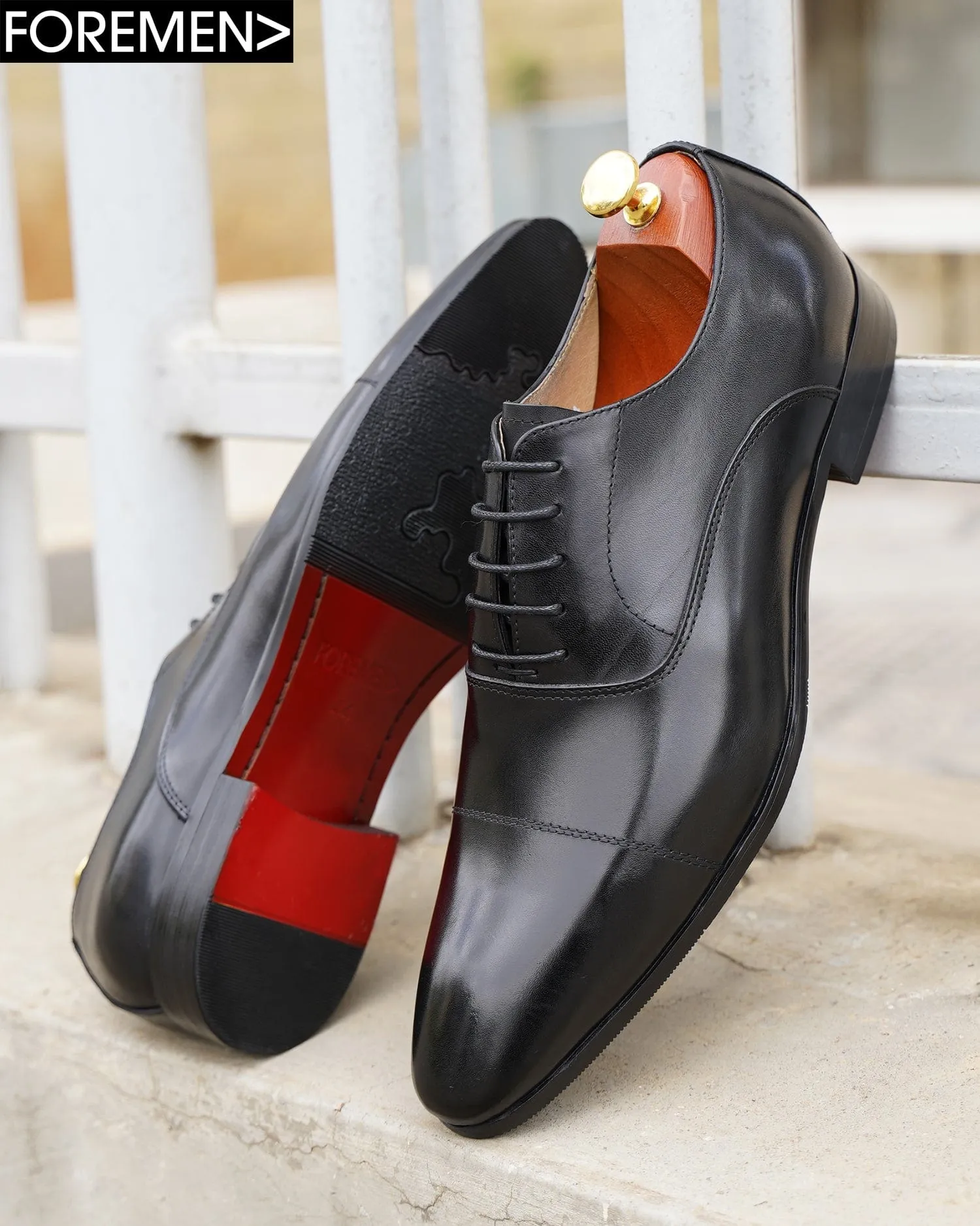 VIENNA CLASSIC | Black Oxfords