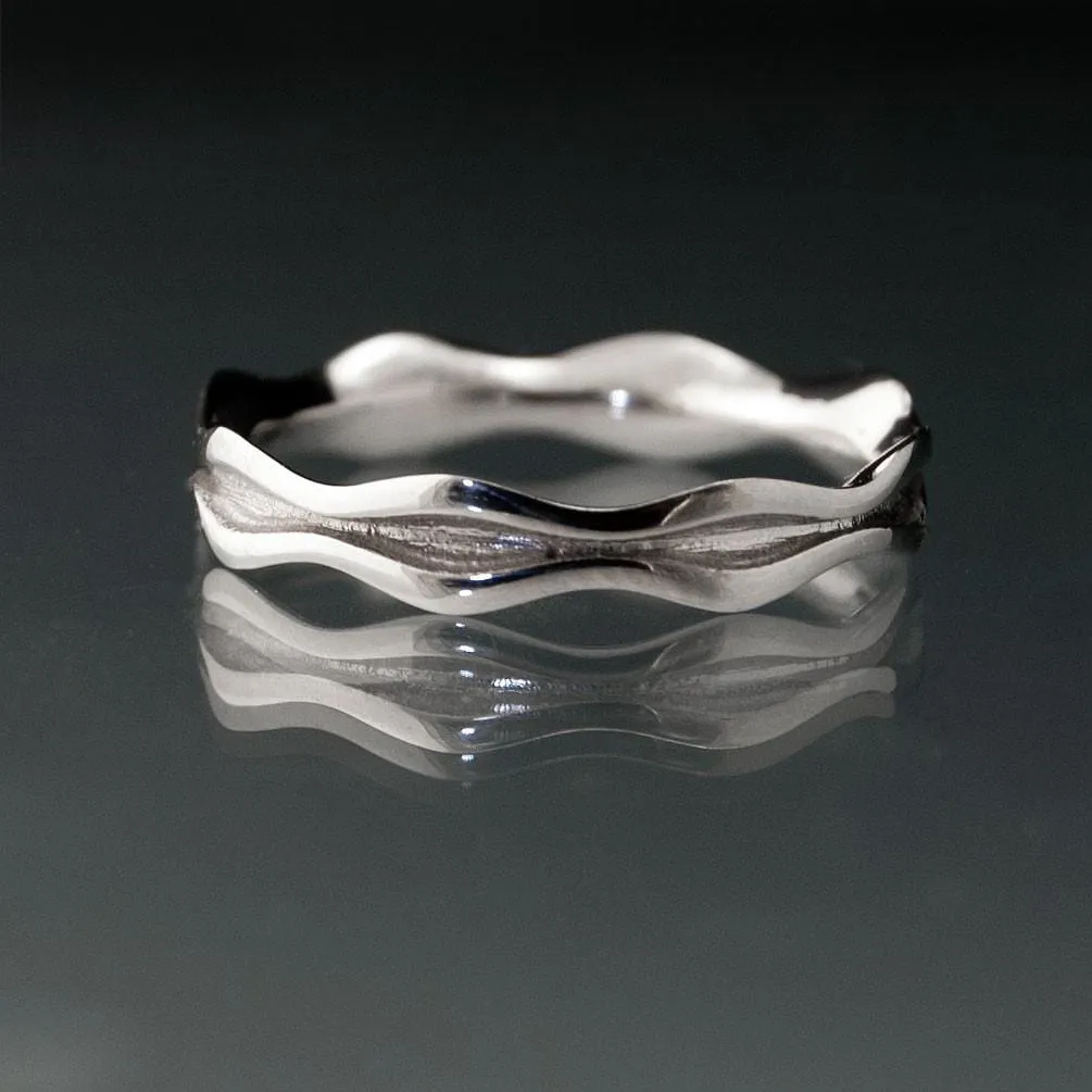 Wave Narrow Wedding Ring Band