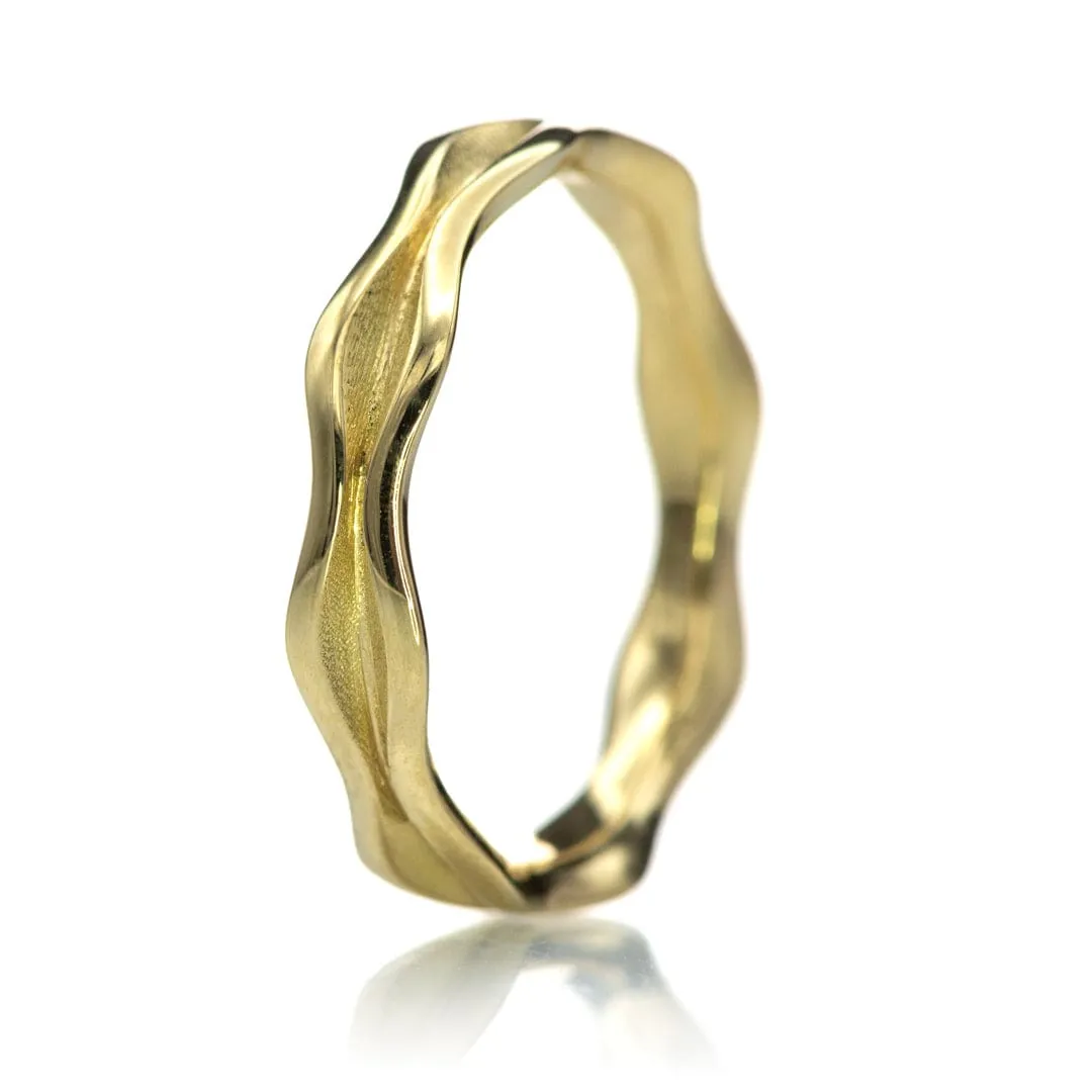 Wave Narrow Wedding Ring Band