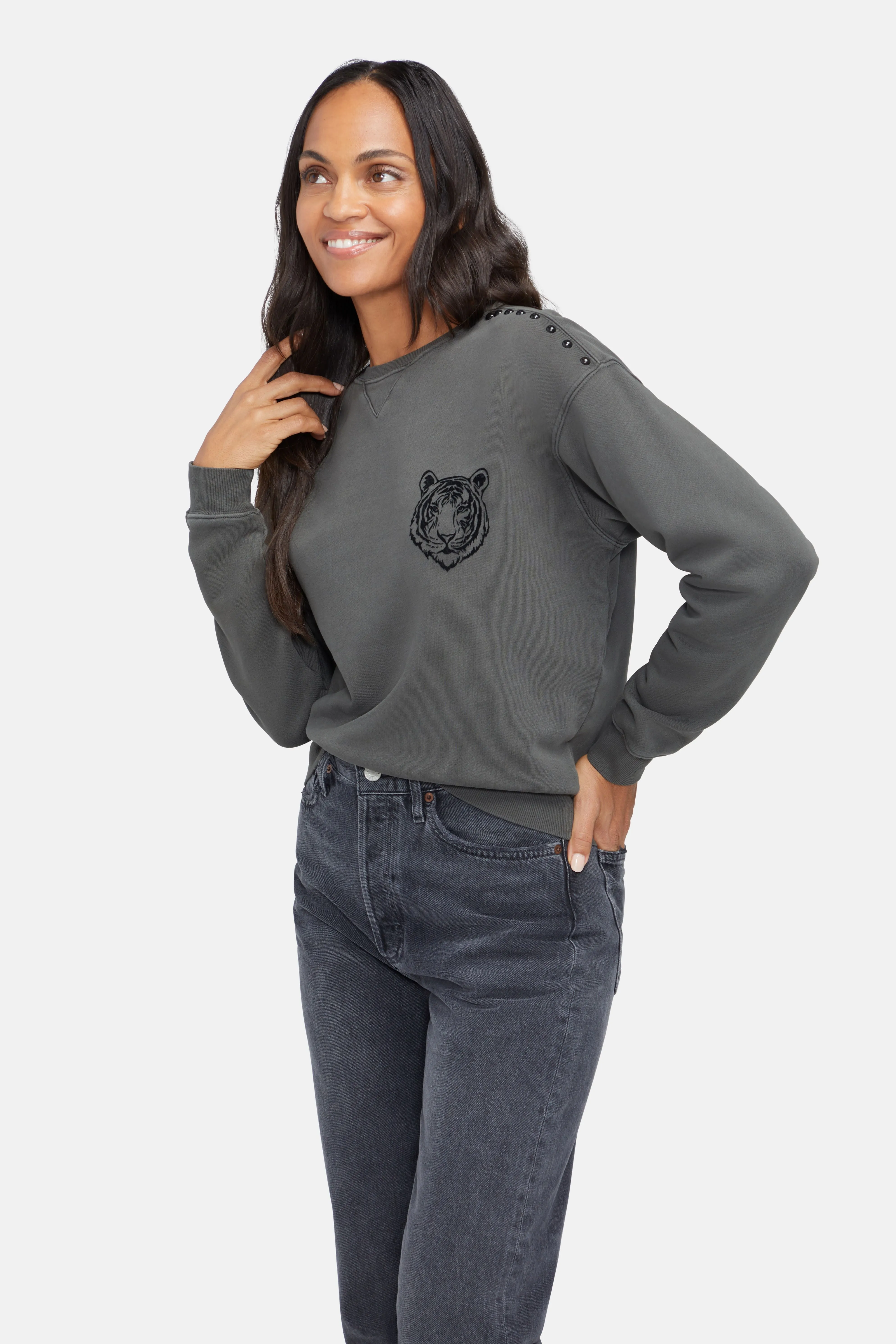 Wild Heart Cody Sweatshirt | Washed Black